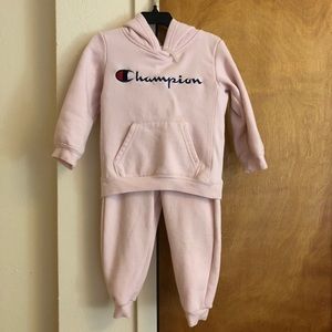 Champion toddler hoodie/jogger set
